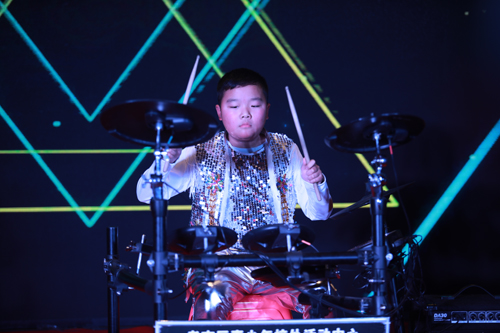 大禹漢光2018年“同心同行，共創(chuàng)未來”主題年會圓滿成功