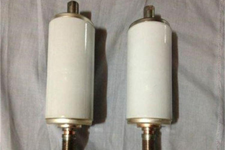 真空開關(guān)管安裝時(shí)必須注意哪幾點(diǎn)？