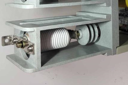 怎樣解決真空滅弧室漏氣？定期檢測(cè)有必要！