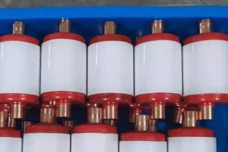 真空滅弧室的結(jié)構(gòu)、工作原理、特點以及應用