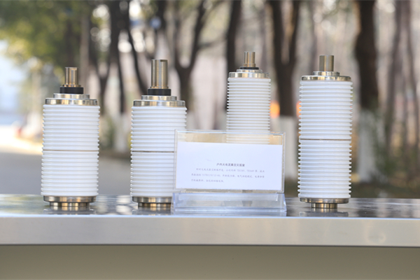 真空開(kāi)關(guān)管絕緣外殼采用玻璃材料，優(yōu)勢(shì)多多！
